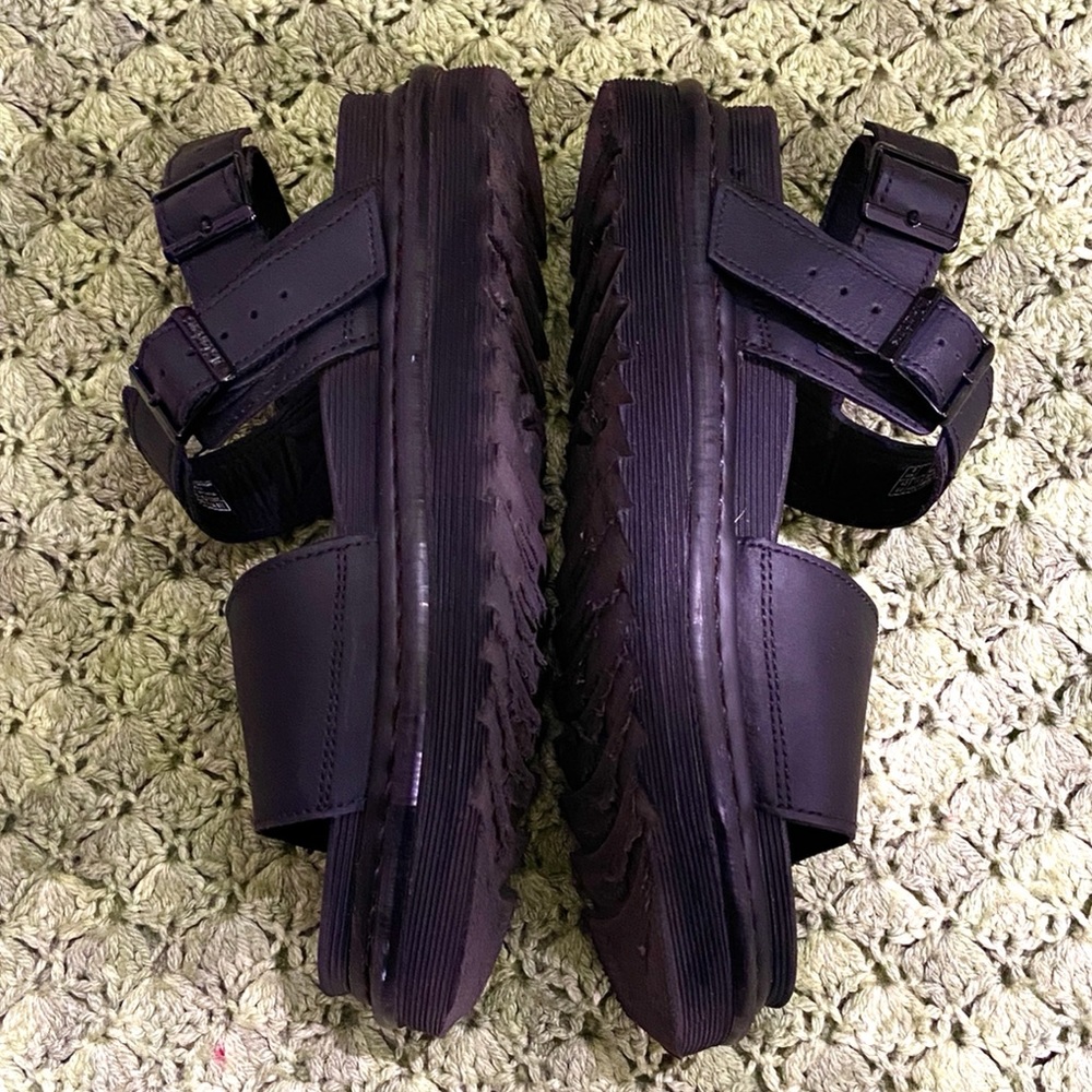 Doc Martens Voss Platform Sandal